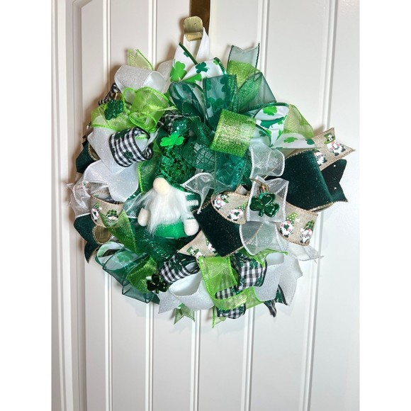 13” St. Patrick’s Day Ribbon Wreath Gnomes : Green & White Handmade MW10 - Picture 2 of 10